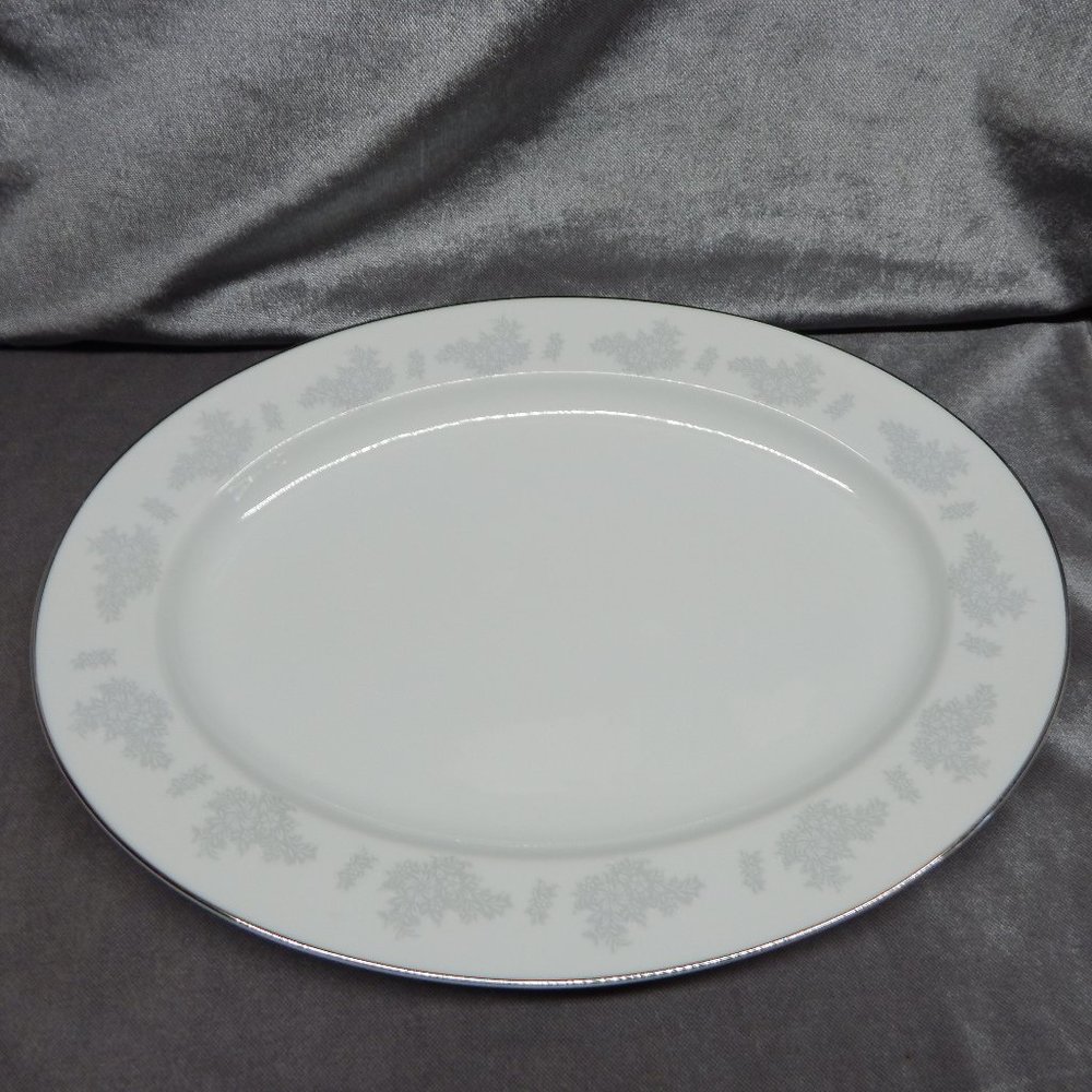 Noritake Armand 16 Inch Oval Serving Platter